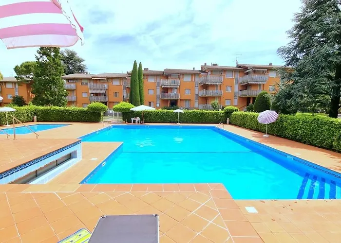 Stay-With-Us Appartments